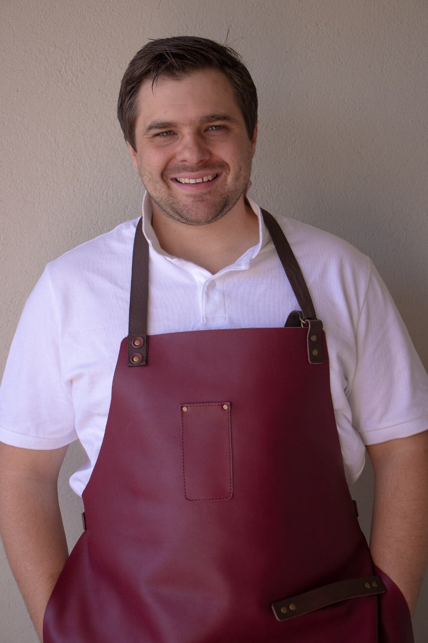 Leather apron Plum Pieter De Jager