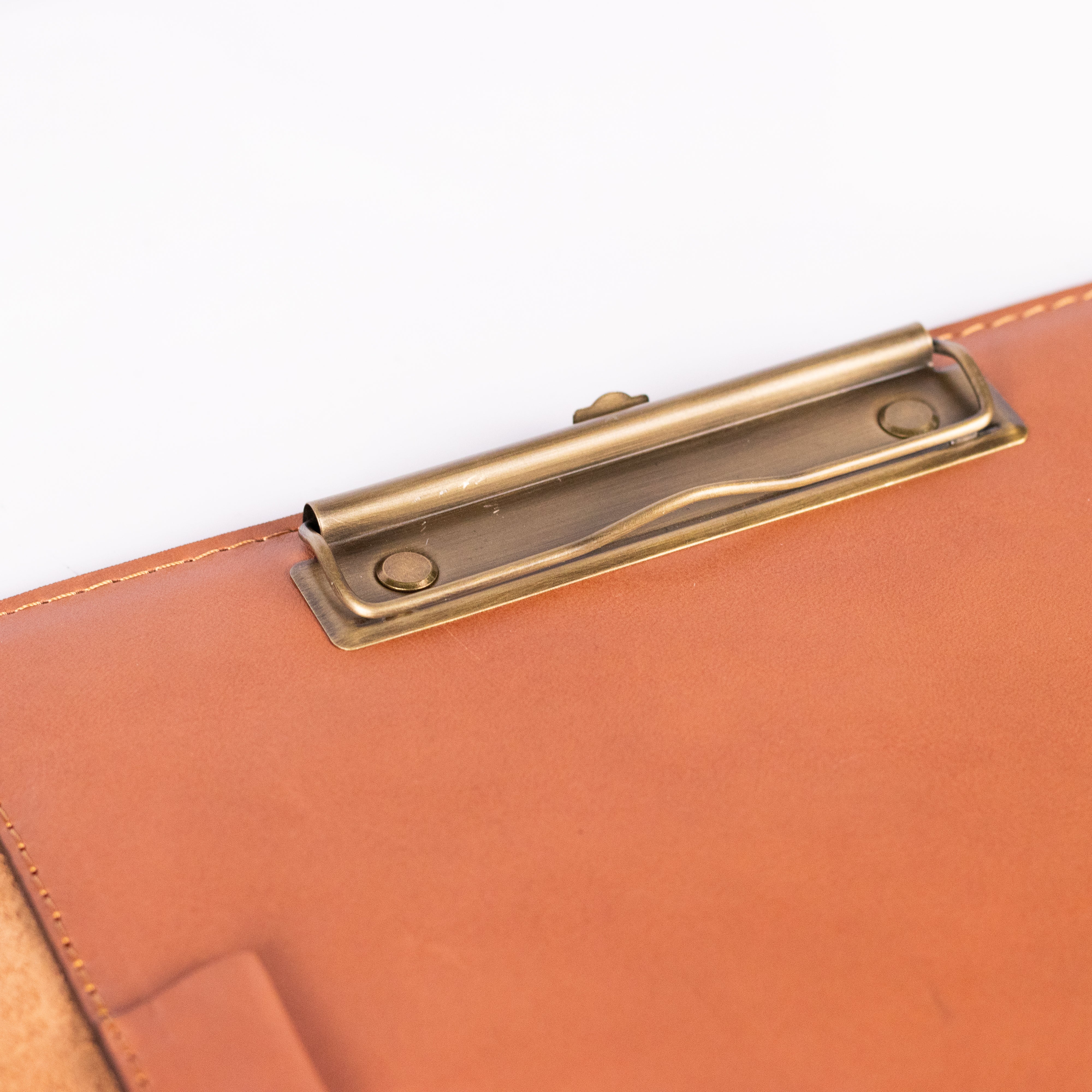 A4 Leather information folder - With page clip and leather pockets