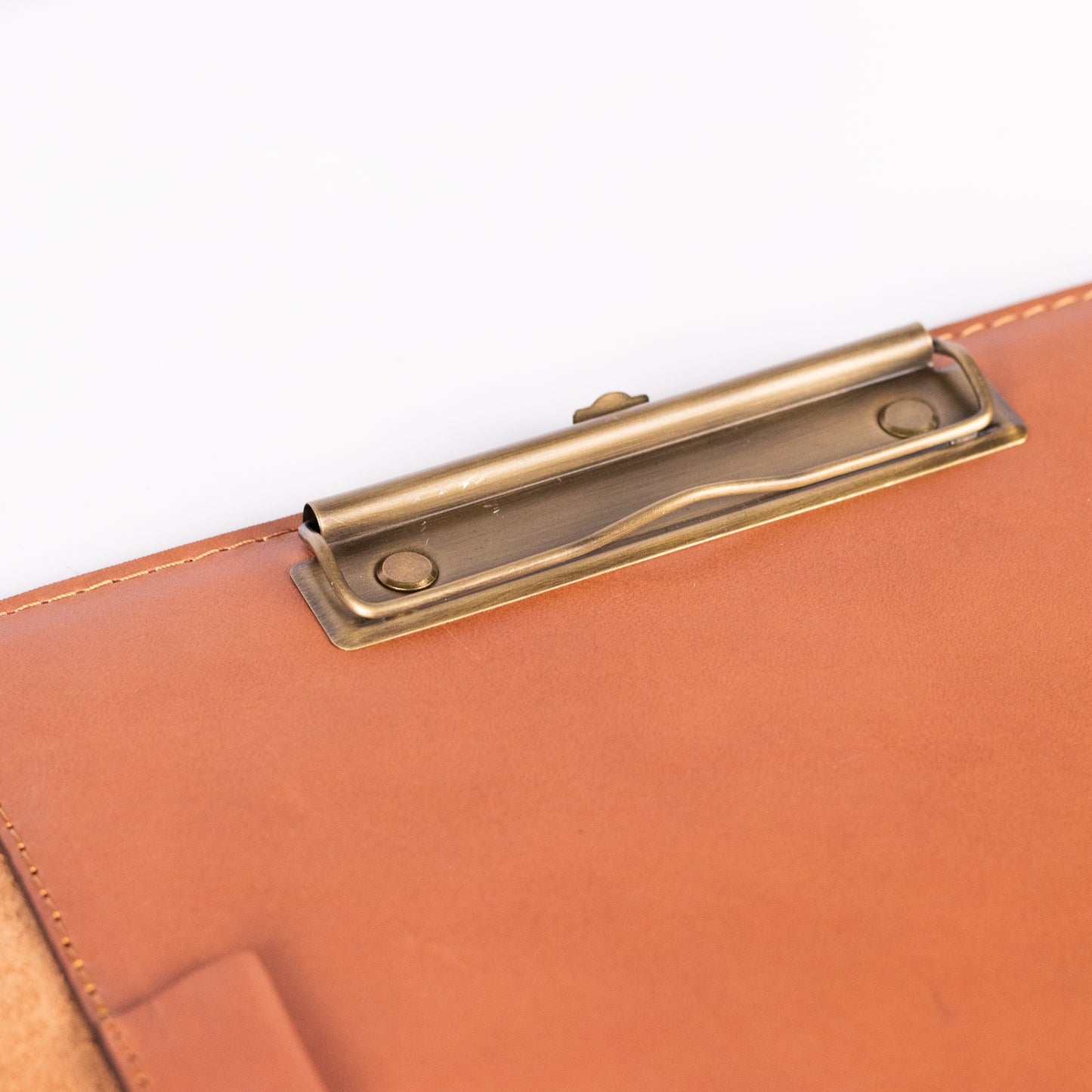 A4 Leather information folder - With page clip and leather pockets
