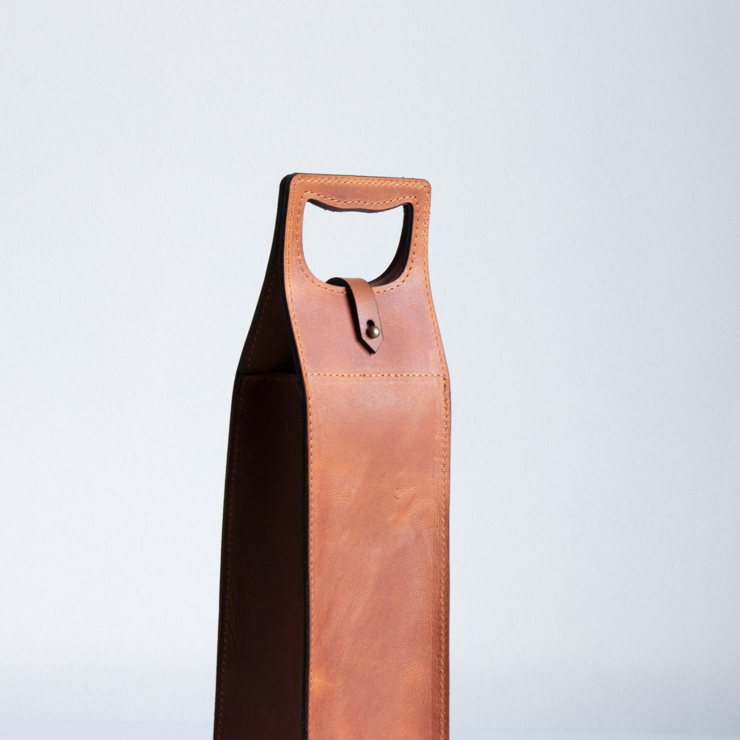 Leather wine carrier  - Single bottle