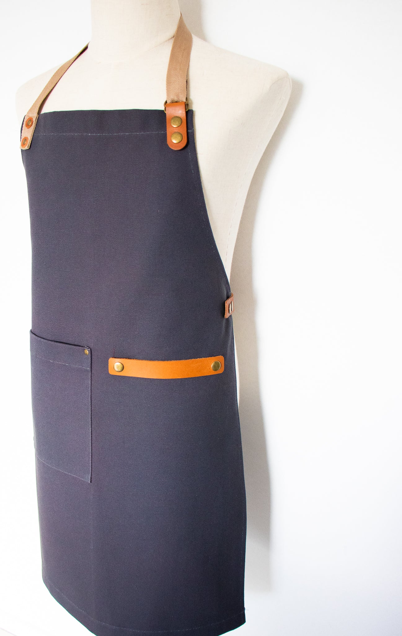 Canvas and Leather Apron - Charcoal