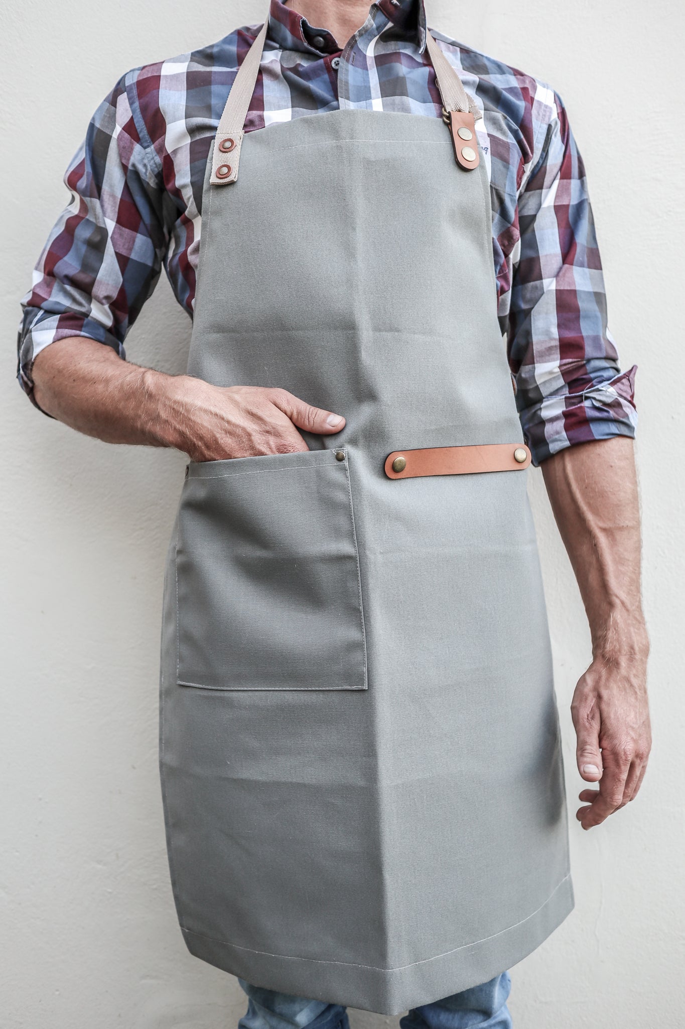 Canvas and leather Apron- Wax coated